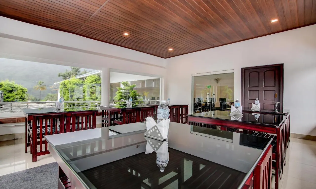 Misty Garden Resort And Spa Munnar 3*,  India