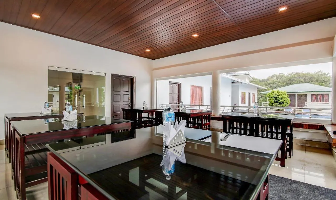 Misty Garden Resort And Spa Munnar