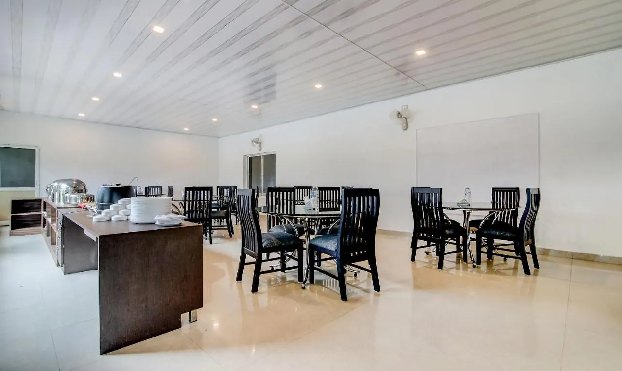 Misty Garden Resort And Spa Munnar India
