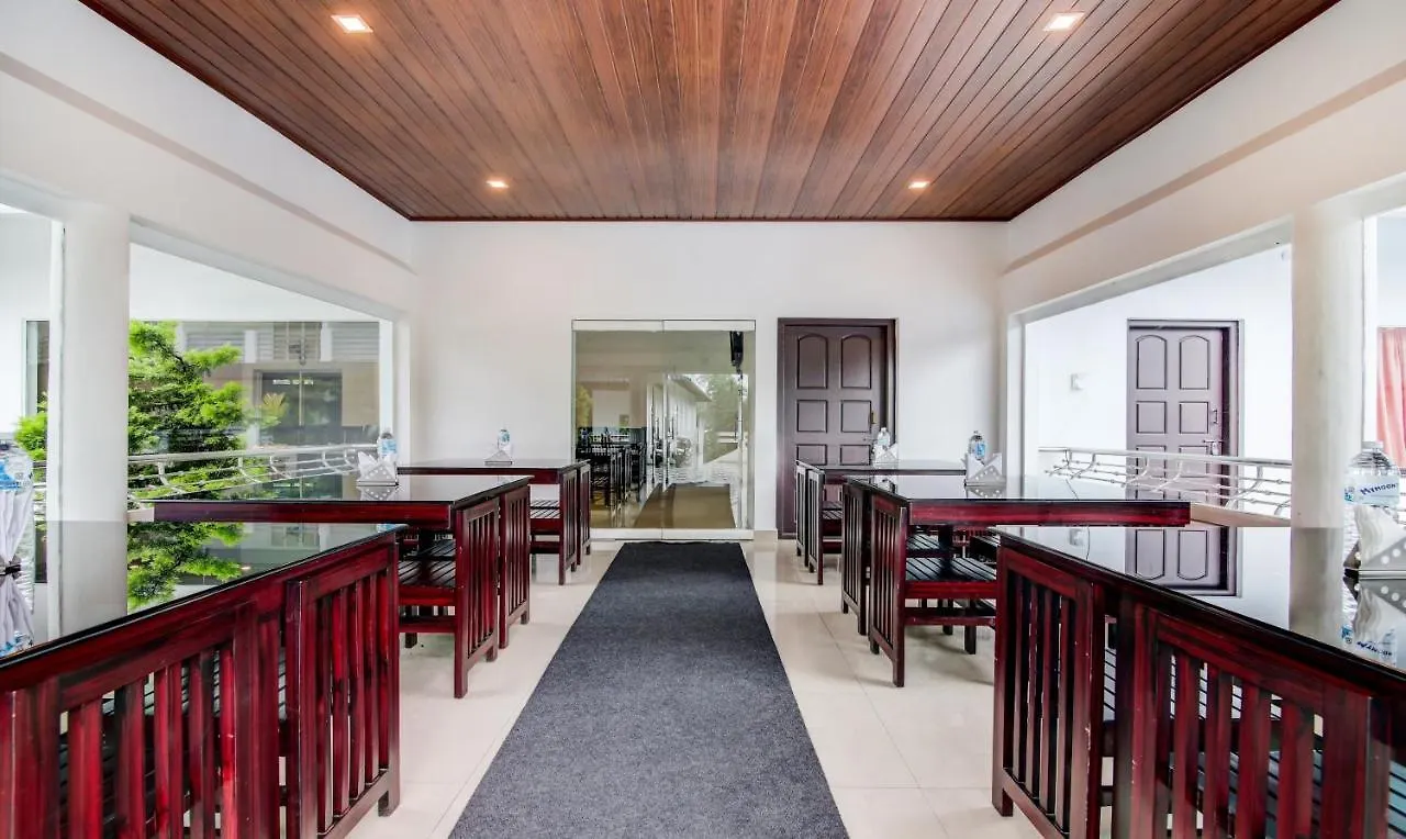 ***  Misty Garden Resort And Spa Munnar India